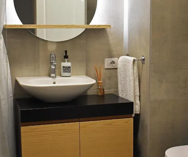 公寓 Vibrant 地拉那